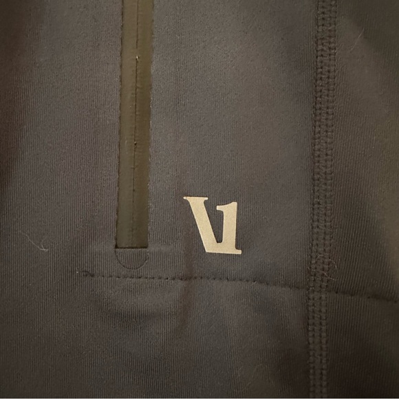 Vuori Men's Sunday Performance Jogger in the color Ink Heather or Navy Blue - Picture 13 of 13